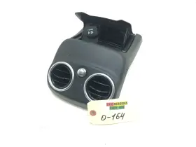 2058308301 Mercedes-benz 2016-2020 C300 W205 Rear Console Heater A/c Air Vent With Ashtray Oem