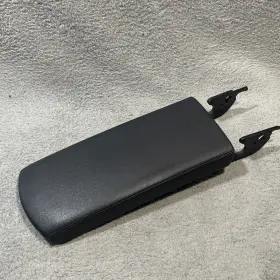 2306808339 Mercedes-benz 07-12 R230 Sl550 Sl55 Amg Center Console Arm Rest Armrest Cover Oem