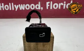 2478209000 Mercedes-benz 2020-2024 A Cla Gla Glb Glc Front Center Console Usb Typ-c Port Oem 56k
