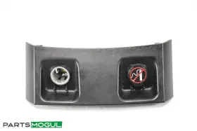 2516830128 Mercedes-benz 06-09 W251 R500 R350 R320 Rear Center Console Volt Power Outlet Oem