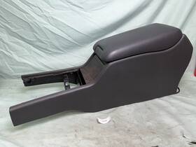 Mercedes-benz 93.004.11 98-02 W210 E320 Front Center Console Lid Arm Rest Storage Compartment
