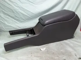 93.004.11 Mercedes-benz 98-02 W210 E320 Front Center Console Lid Arm Rest Storage Compartment