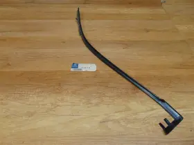 A2086981298 Mercedes-benz Front Right Interior Seal Genuine C208 -