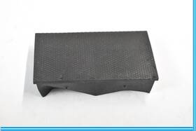 Mercedes-benz A2096800268 2003-2004 Clk500 Center Console Armrest Rubber Mat Oem 130907