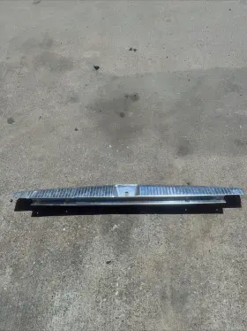 11-16mercedes Mercedes-benz A2126900027 E Class Scuff Plate Sill Trunk Cover Panel Trim Station Wagon