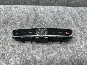 A2139056508 Mercedes-benz Center Console Multimedia Radio Clock W213 E53 E250 E350 Oem