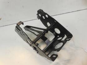 Mercedes-benz E038141528 03-12 R230 Sl500 Sl55 Center Console Storage Lid Box Support Housing