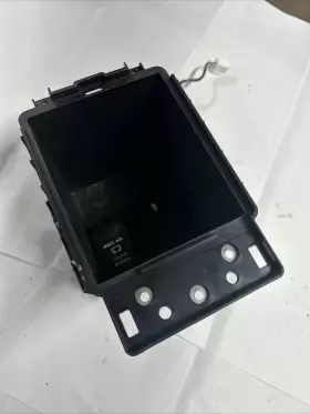 8011a402 Mitsubishi Lancer 08-17 Center Console Box Assembly Oem 12v Pwr Outlet