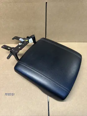 5ym331x7ag Mopar 2019-2024 Ram 1500 Black Leather Center Console Lid Armrest Storage Oem