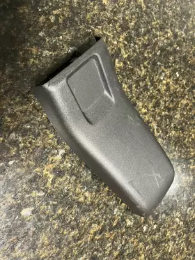 735581194 Mopar 2016 - 2018 Fiat 500x Rear Center Console End Cap Trim Cover Oem