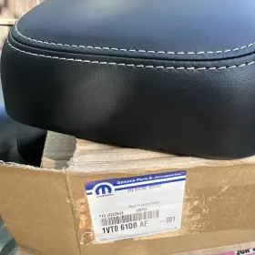 P11894281dbak Mopar Oem Dodge Durango Center Console Armrest Arm Rest Lid Black Leather