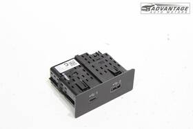 Nissan 284h3-6ra2a 2022-2025 Pathfinder Front Center Console Dual Usb Auxiliary Port Oem