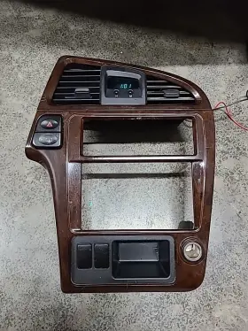 68260-2w700 Nissan 2001-2004 Oem Pathfinder Infiniti Qx4 Wood Center Dash Radio Trim Bezel