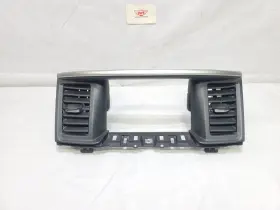 68270-3ka0c Nissan 2013-2020 Pathfinder Dash Radio Display Screen Trim Bezel With Air Vent Oem