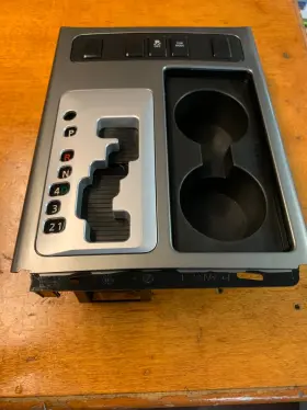 96912-zq30a Nissan 2007-2015 Armada Console Shifter Trim Bezel Switches And Cup Holder Oem