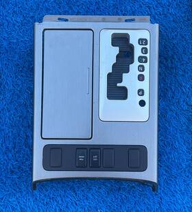 Nissan 96912-zq31a 2008-2015 Armada Center Console Shifter Bezel With Cup Holder 96912 Zq31a