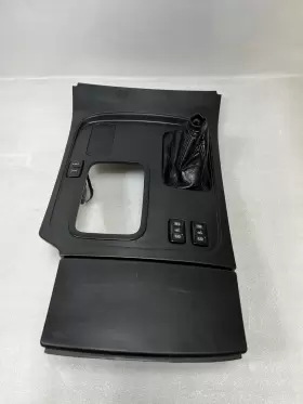 58813-60100 Oem 1998-2004 Toyota Land Cruiser Automatic Shifter Console Surround Trim Panel