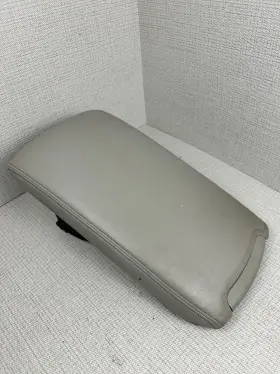 58920-0t010-b1 Oem 2009-2012 Toyota Venza Center Console Armrest Lid Arm Rest Light Gray