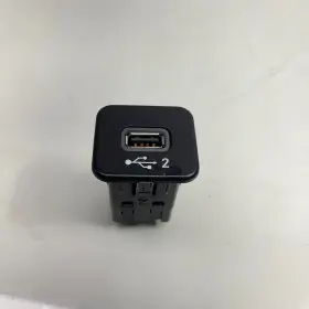 6nc18dx9aa Oem 2019-2023 Jeep Cherokee Center Console Usb Charging Port