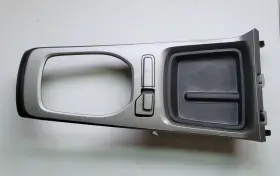 92247942 Oem Chevy Camaro 2010-2015 Center Console Automatic Shifter Bezel Cover