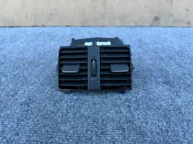 A2468300502 Oem Infiniti Qx30 2017-2019 Center Console Rear Ac Vent Assembly Black A2468300502 Oem Infiniti Qx30 2017-2019 Center Console Rear Ac Vent Assembly Black