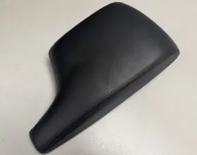 Bhn264450d02 Oem 2014-2016 Mazda 3 Center Console Lid Armrest Arm Rest Leather Bhn264450d02 Oem 2014-2016 Mazda 3 Center Console Lid Armrest Arm Rest Leather