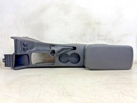 Pontiac 245.gm2h06 2006-2010 G6 Center Console Arm Rest And Lid Oem