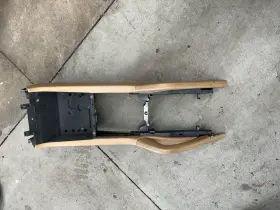 95855323904 Porsche 11-18 Cayenne 958 Center Console Arm Rest Storage Frame Leather Oem