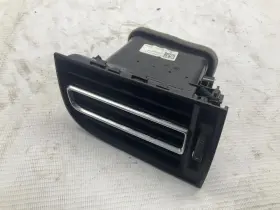 95b819701jg0b Porsche 19-24 Macan Front Dash Left Side A/c Air Vent Grille P
