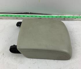 Range Rover Lr037407 2007-2013 Center Console Armrest Hand Support Lid Oem