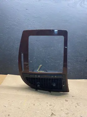 15792818 Saab 2005 To 2009 9-7x Dash Radio Stereo Display Trim Panel Bezel J9508 Dg Oem