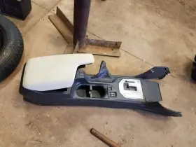 241-11897d Subaru Console Front Floor Cvt Leather Armrest Fits 17-19 Impreza 1425307