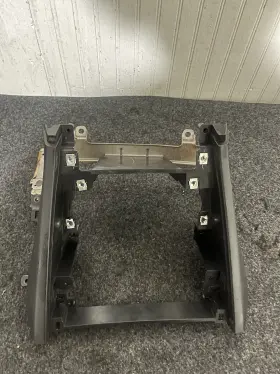 66086fe000 Subaru 2005 Impreza Center Console Dash Trim 2.5l