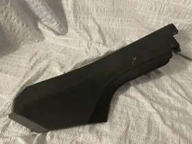 66241-fl300 Subaru 2018-2023 Crosstrek Front Right Side Lower Center Console Cover Panel Oem