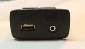 86257aj200 Subaru 2010-14 Xv Forester Impreza Sti Wrx Aux Jack Usb Port Oem P/n