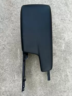 92113fl01a Subaru 17-20 Impreza 2.0l Console Base Frame Carrier Bracket And Storage Tray Oem