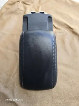 92114sg060ll Subaru 2014 2015 2016 2017 2018 Forester Center Console Lid Armrest Sliding Oem