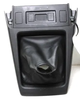 92122sg010 Subaru 2014-18 Forester Shift Bezel Trim Shifter Boot Oem P/n