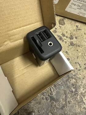 Tadyao 13519224 13509942 Dual Usb Port Interface Aux Jack Car Player 13519224 For Gm Chevrolet Chevy