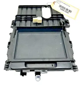 5880406440 Toyota 2018-2024 Camry Center Console Storage Compartment Tray Box Oem