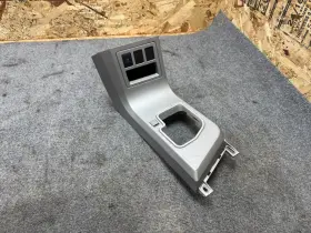 58843-0c010 Toyota Tundra Sr5 7-13 Center Console Storage Shifter Bezel Silver Oem 115k