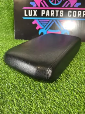 58905-35120-c0 Toyota 4runner 2010-2020 Arm Rest Consol Center Genuine Black Leather Oem Used