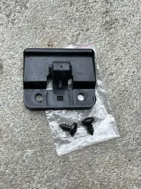 58908-32040 Toyota 5890832050 1984/15 Lexus Center Console Lid Latch Snap Lock Oem