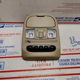 63650-08230 Toyota 2005 2006 2007 Sienna Overhead Console With Homelink Tan