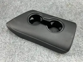 6992197 Toyota Gr Supra Mk5 Premium 20-25 Oem Front Console Armrest Cup Holder Black 10k