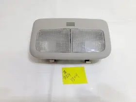 81260-52030-b1 Toyota 81260-52030 2009-2013 Matrix Overhead Console Dome Light Map Lamp Oem