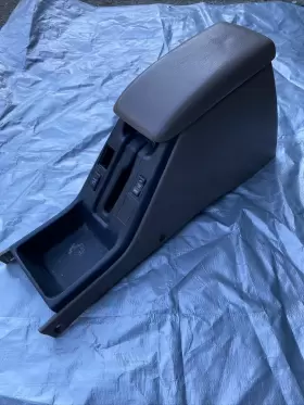 58916-35020 Toyota Bin 34 4runner 1996 1997 1998 Center Console Arm Rest