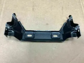 1k0863525a Volkswagen Rabbit 2007 2dr Cntr Console Front Lower Bracket Support Mount Factry