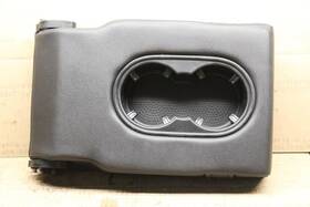 Volkswagen 245.vw1512 2011 2012 2013 2014 2015 2016 2017 Touareg Rear Seat Console Arm Rest