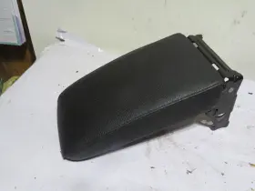5c6.864.571.79x Volkswagen 2011 Jetta Sedan Center Console Arm Rest Black